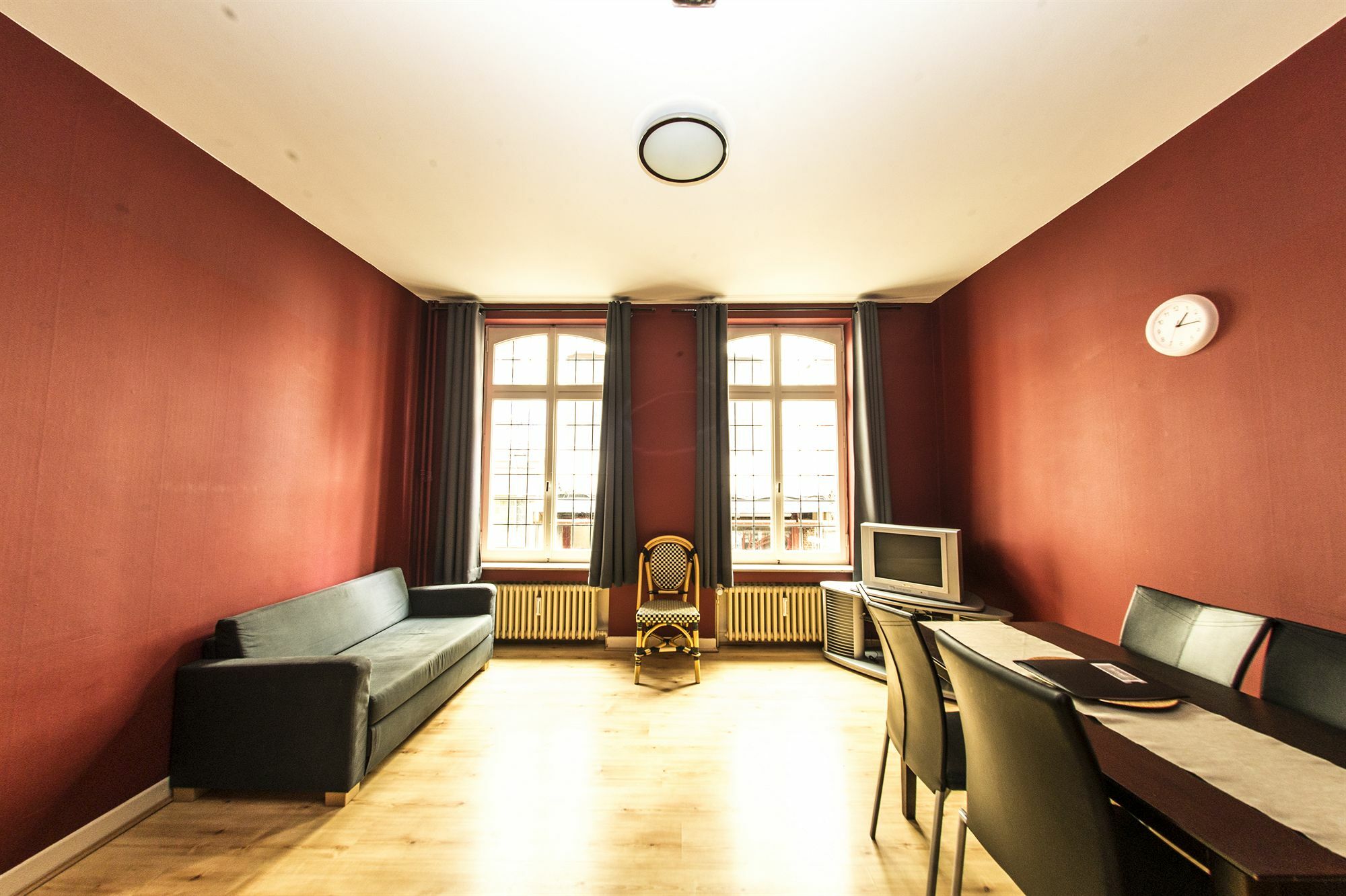 Rentbynight Aparthotel Bruxelles Eksteriør billede